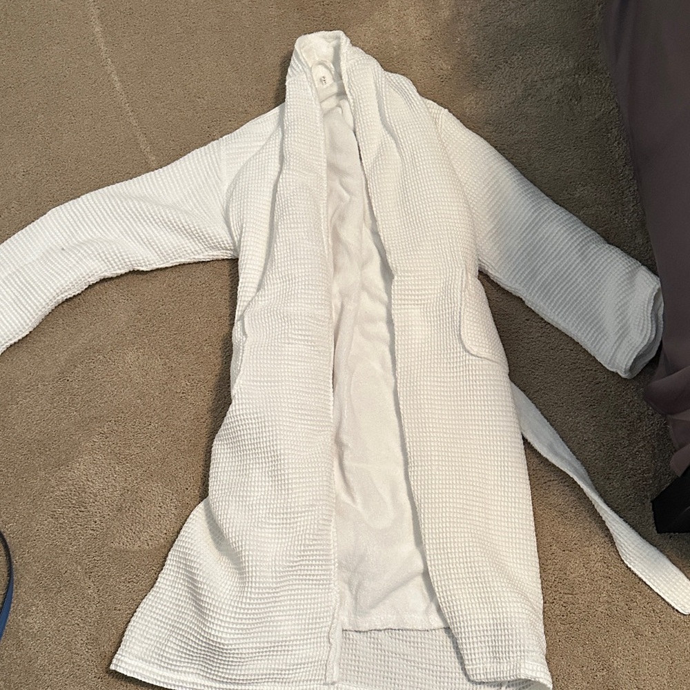 Pottery Barn White Waffle Robe